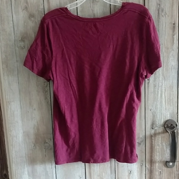 Old Navy Stay Wild Maroon Tee - Picture 2 of 4